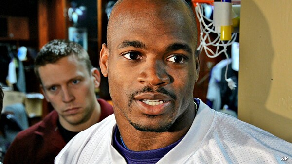 Adrian Peterson: Son's Funeral a 'Difficult Day' for Vikings Star 