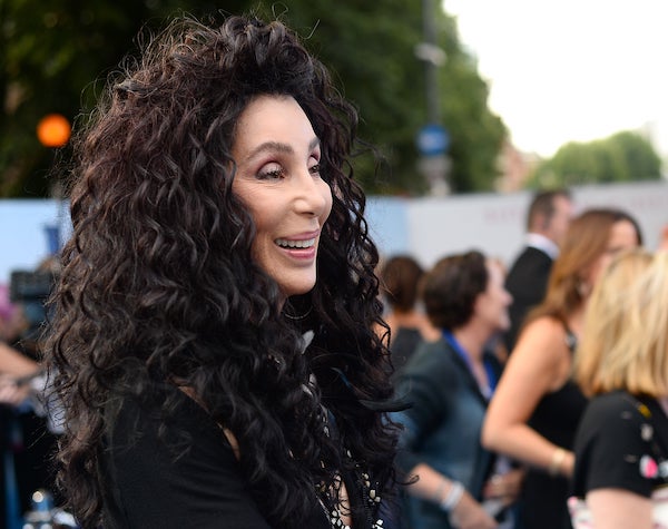 Cher in Pakistan to Help 'World's Loneliest Elephant'