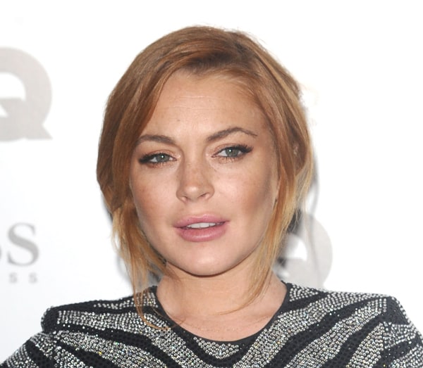 Lindsay Lohan Forgets Lines During West End 'Speed-the-Plow' Debut