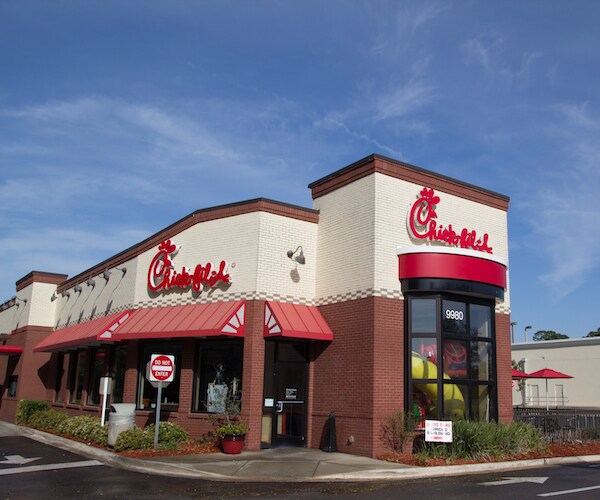 Chick-Fil-A Cashier: Forgotten Change Returned to Customer Weeks Later