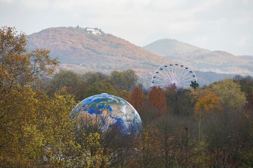 Report Shows Emissions Rise as Climate Talks Enter 2nd Week