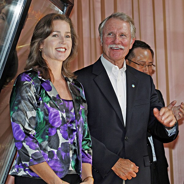 Corruption Scandal Engulfs Oregon Gov. Kitzhaber's Young Fiancée