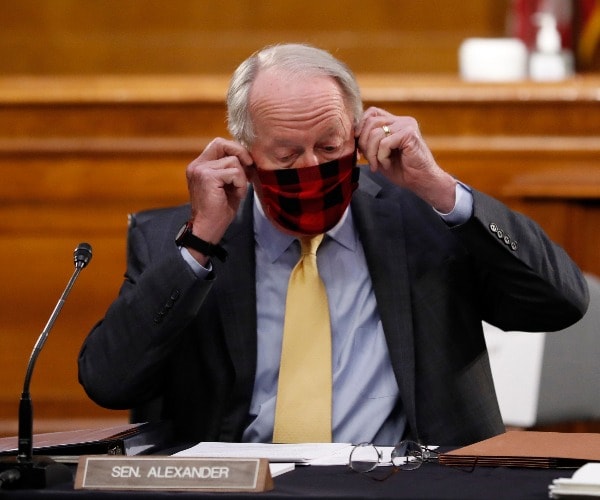 Republicans, With Exception of Trump, Now Push Mask-Wearing