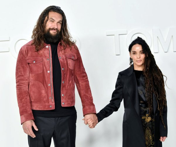 Lisa Bonet Files To Divorce Jason Momoa