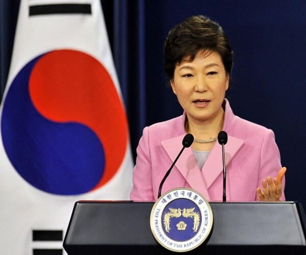 South Korea Reverberates With 'Lock Her Up' in Park Scandal