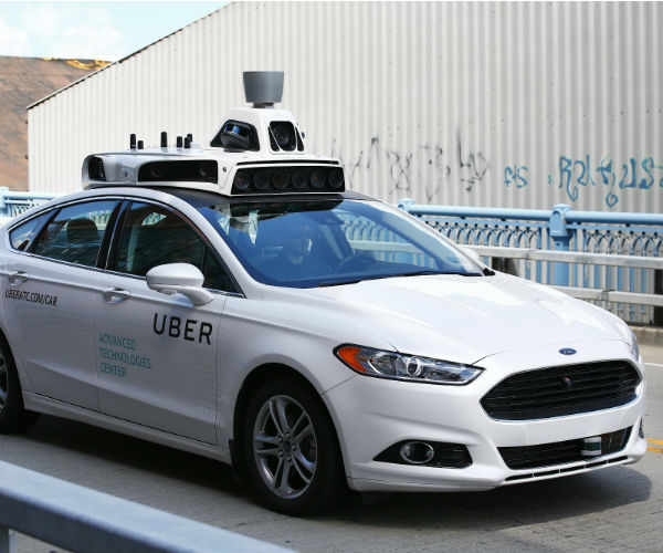 Arizona Governor Welcomes Uber Fleet of Self-Driving Cars