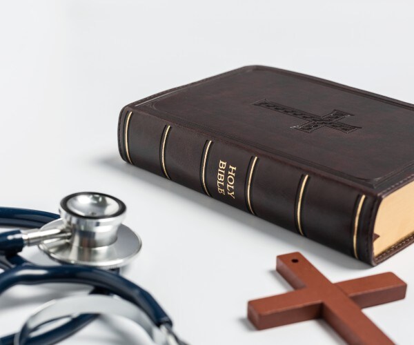 Could Religious Faith Make America Healthy Again?