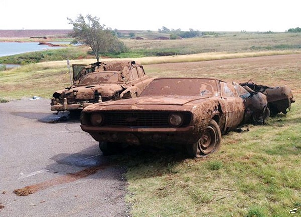 Cars in Oklahoma Lake Contain Five Decades-old Bodies