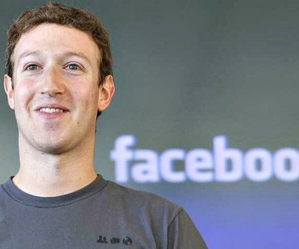 Zuckerberg's Conservative Battle: Facebook Employees Donate More to Clinton Than Trump