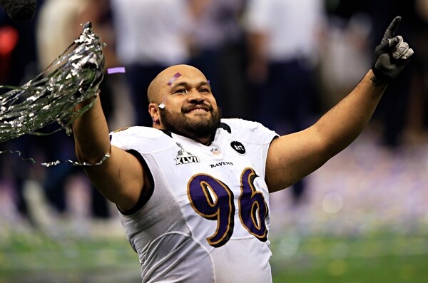 Ma'ake Kemoeatu Quit Ravens to Donate Kidney to Steeler Brother