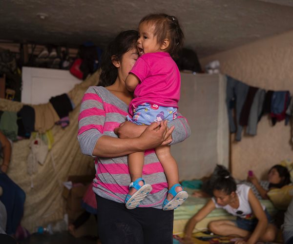 Migrant Mothers and Children Sue Over Trump's Asylum Ban