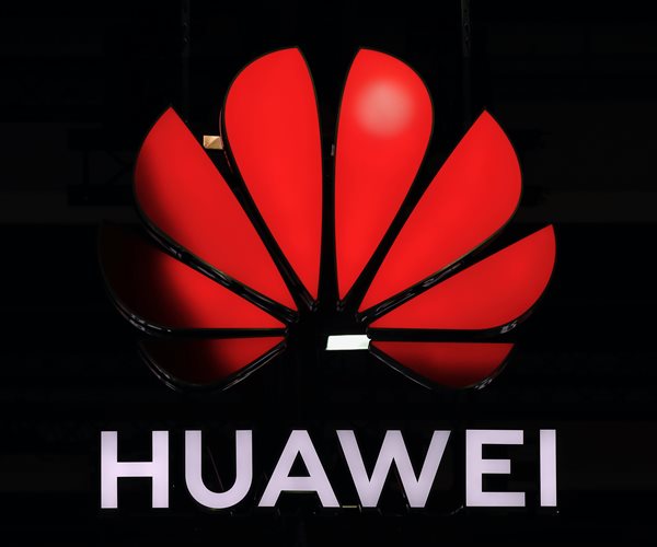 US Grants Huawei New 90-Day License Extension