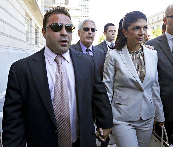 'Real Housewives' Teresa Giudice, Husband Indicted on 39 Counts