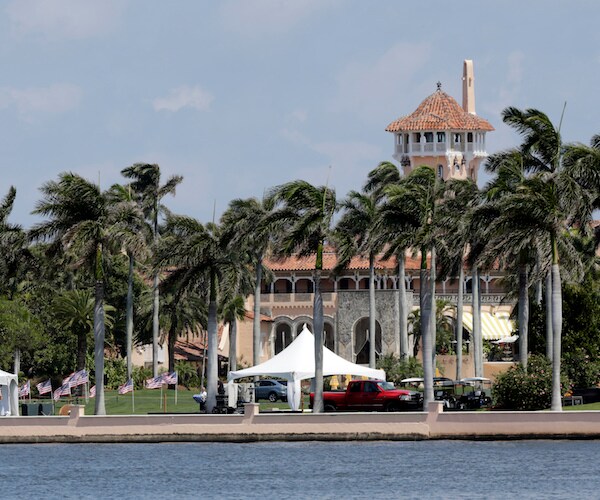 Secret Service Boots Commercial Vehicles From Mar-a-Lago Area