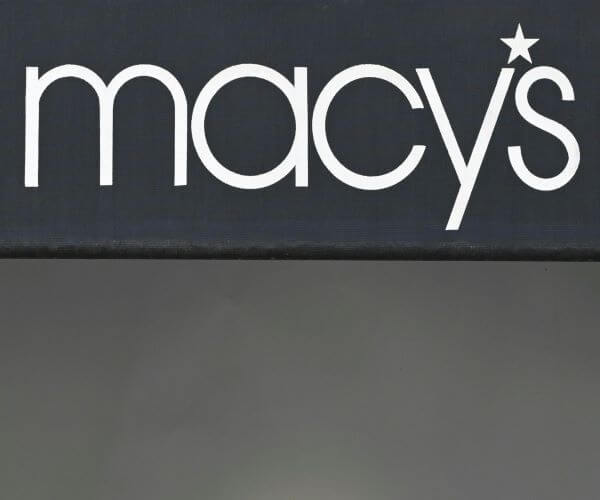 Macy's Quarterly Profit Drops on Higher Discounts