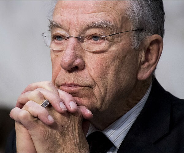 Sen. Grassley: Trump Should Let Russia Probe 'Work Its Course'