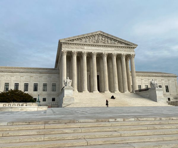 Supreme Court Postpones Oral Arguments Over Virus Outbreak