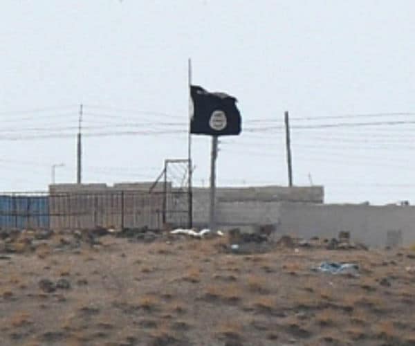 Report: ISIS Has 'Lone Wolf' Hit List of US, British Airmen