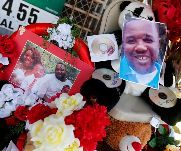 Alton Sterling Affidavit: He Was Reaching for Pocket Gun When Shot