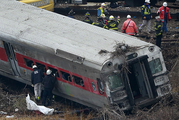 New York Gov. Cuomo: Speed Likely Caused Train Crash