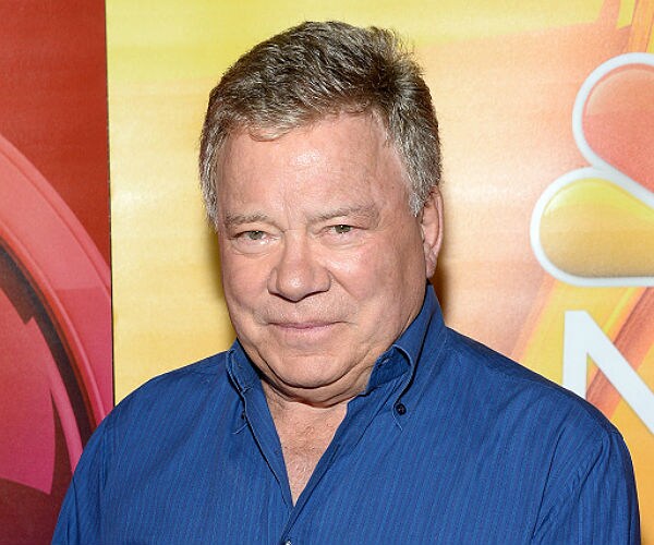 Shatner Feuds With Texas Candidate Over Photo in Newsletter