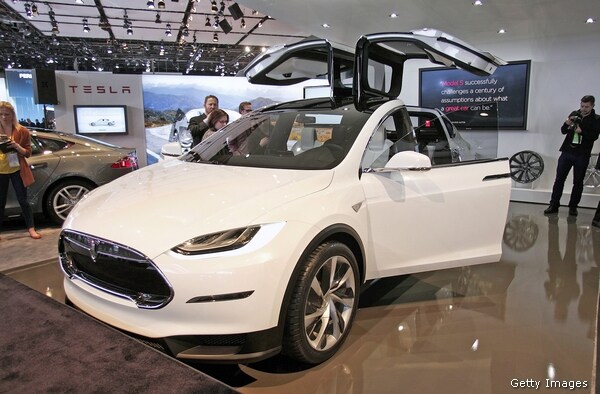 Tesla Model X Expected to Kick Off Production in Early 2015: Report