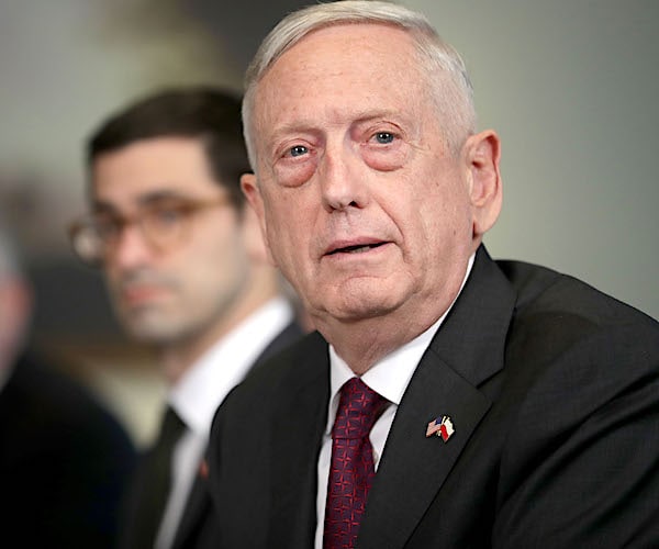 Mattis: US Closing in on Defense Technology Pact With India