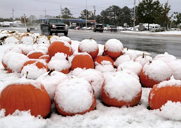 Snow in Southeast Breaks Local Records for Early White Stuff