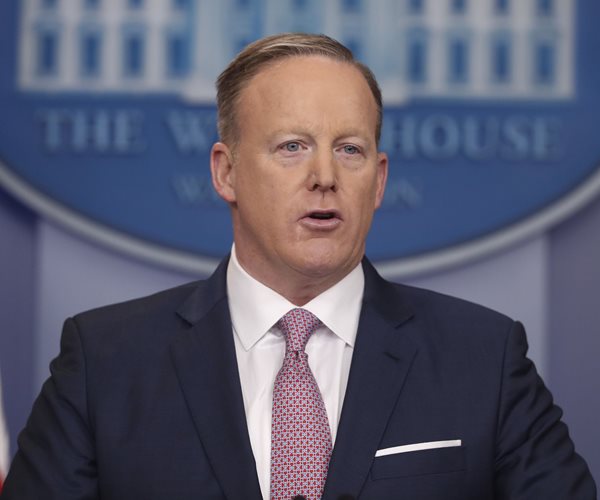 Spicer: White House Intends 'Never to Lie to You'