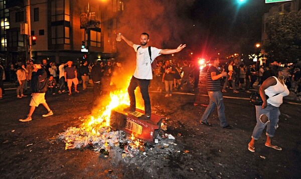 San Francisco Riots: World Series Celebration Gets a Bit Unruly