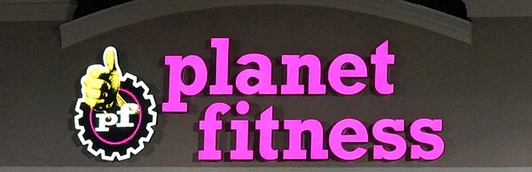 Planet Fitness Transgender in Same Locker Room Gets Scared Complaining Woman Kicked Out