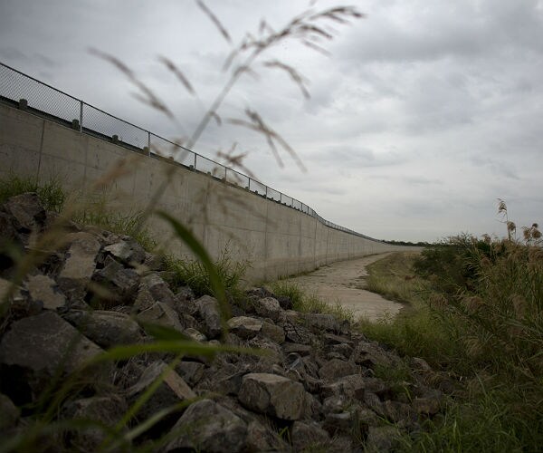 Trump's Border Wall Likely to Be Put on Hold Over Funding