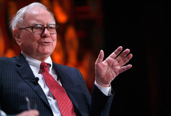 Money Manager Sosnoff: 'You Don't Want Buffett for Stock Picking Now'