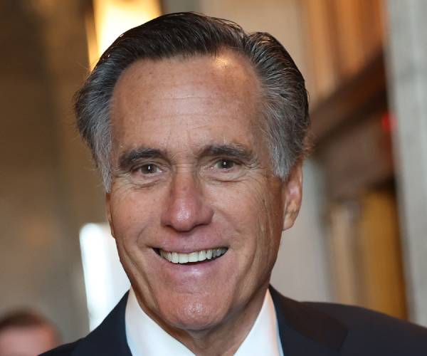 Sen. Romney Laughs at 'America First,' Pans Isolationists | Newsmax.com