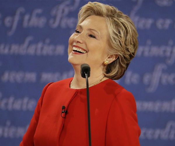 Clinton Tops Post-Debate Poll by 3 Points