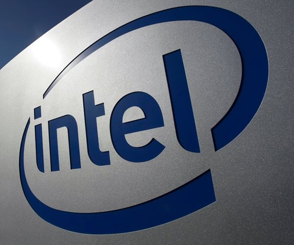 Intel to Cut 15% of Jobs, Suspend Dividend in Turnaround Push