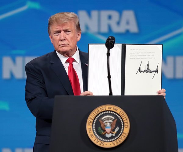 Trump Heeds NRA, Withdraws US From UN Arms Treaty