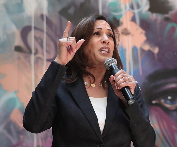 Kamala Harris: Justice Dept. Should Prosecute Trump If he Loses in 2020