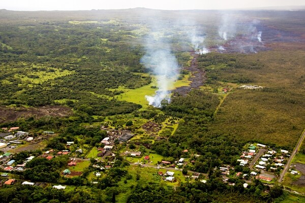 Lava Nears Hawaii Home; Officials Close Schools | Newsmax.com