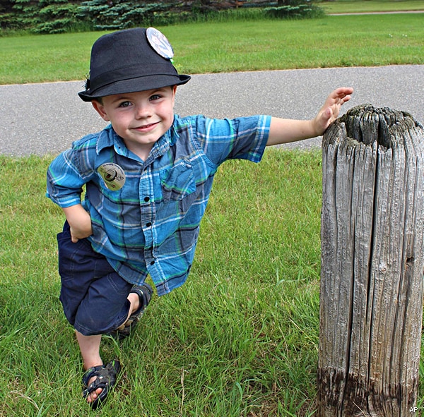 4-year-old Mayor Gets Second Term Leading Tiny Town of Dorset, Minn.