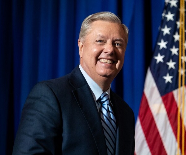 lindsey graham walks onstage