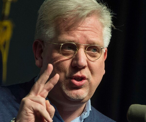 Glenn Beck Abandons Trump, Can't Pull Trigger on Clinton