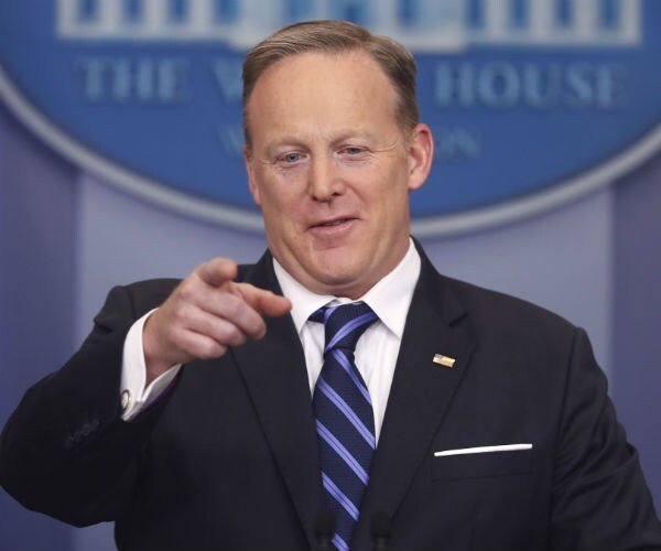 WSJ: Trump May Fire Spicer, Bring in Cable TV Personality