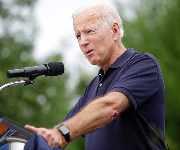 Biden to Back Impeachment If Trump Does Not Cooperate With Congress