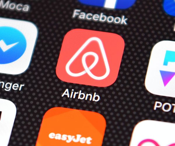 Airbnb Far-Right Rally Attendees' Reservations, Accounts Removed