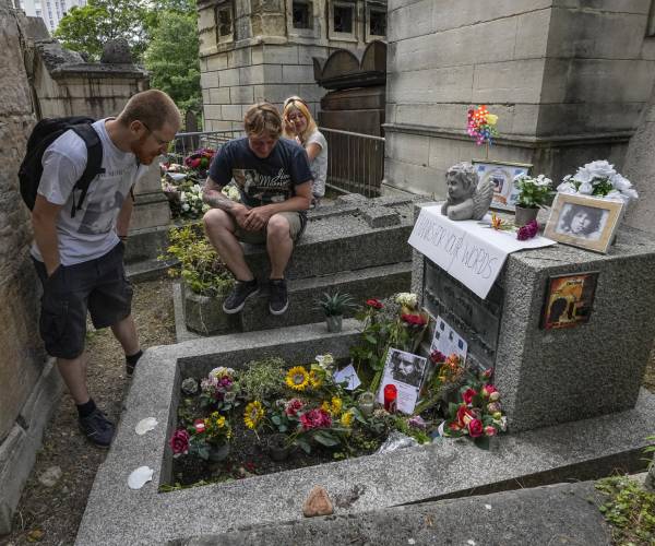 'Not the End': Fans Mark 50 Years Since Jim Morrison's Death