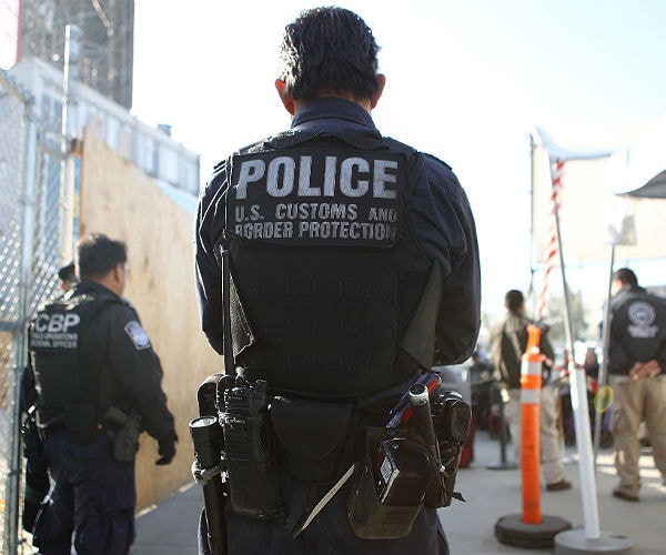 Video Shows Border Patrol Illegally Dumping Man Back Into Mexico