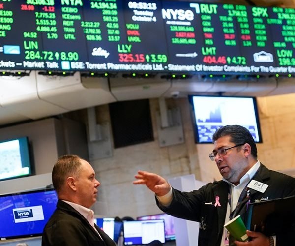 Wall St Closes Higher; Small-Caps Hit Record High