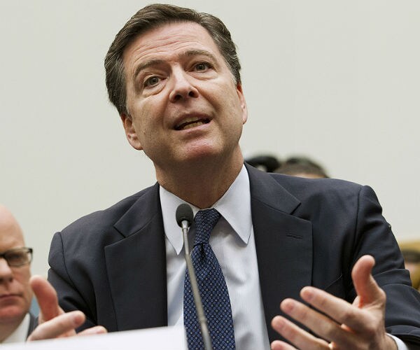 FBI's Comey Pledges 'No Outside Influence' in Clinton Email Probe