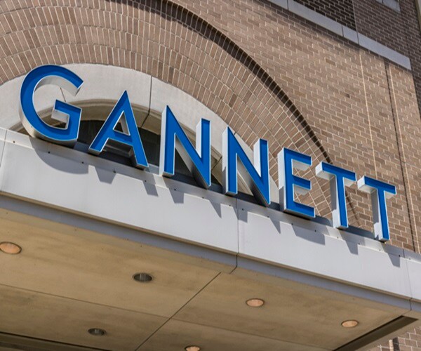 New Media's Stock Plunge Sparks Worry in Gannett Acquisition